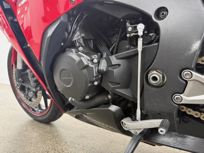 2015 Honda CBR1000RR (FIREBLADE) Red