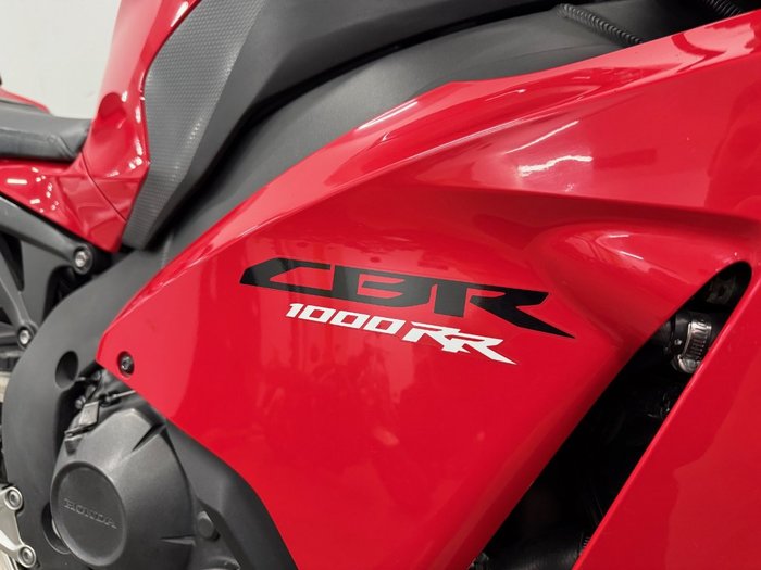 2015 Honda CBR1000RR (FIREBLADE) Red