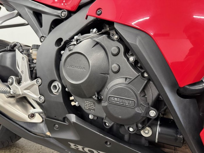 2015 Honda CBR1000RR (FIREBLADE) Red