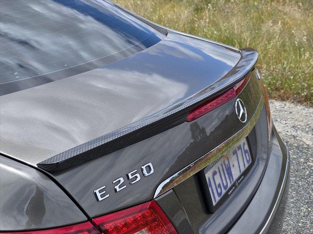 2010 Mercedes-Benz E-Class E250 CDI BlueEFFICIENCY Avantgarde