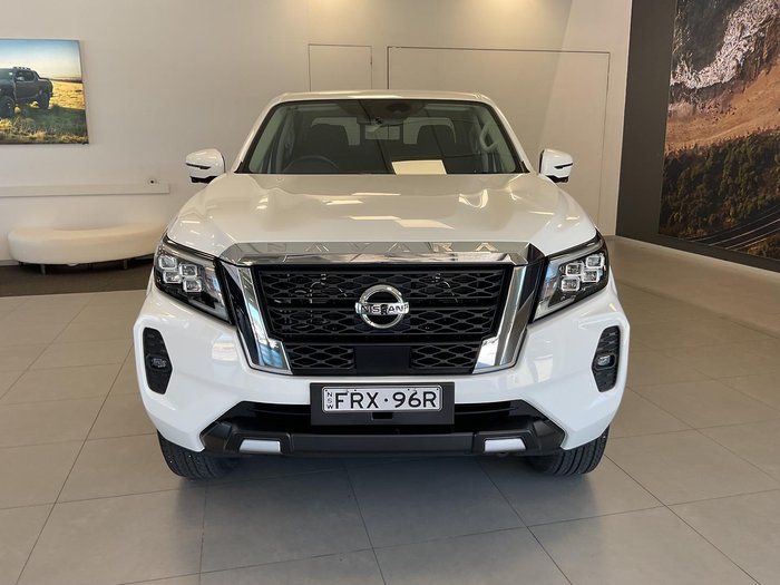 2023 Nissan Navara ST-X