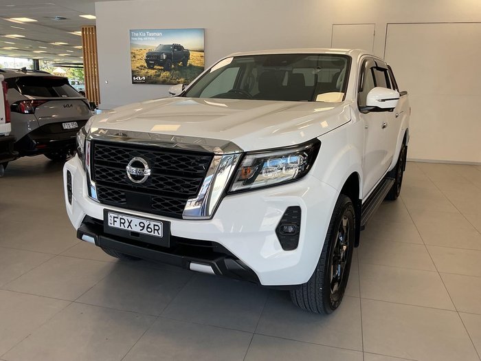 2023 Nissan Navara ST-X