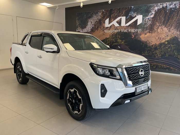 2023 Nissan Navara ST-X