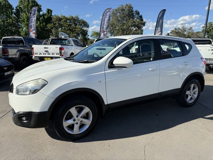 2011 Nissan Dualis ST