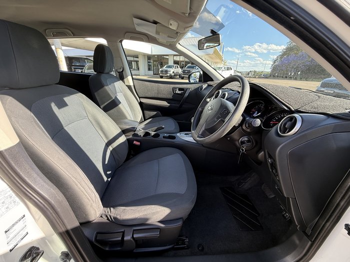 2011 Nissan Dualis ST