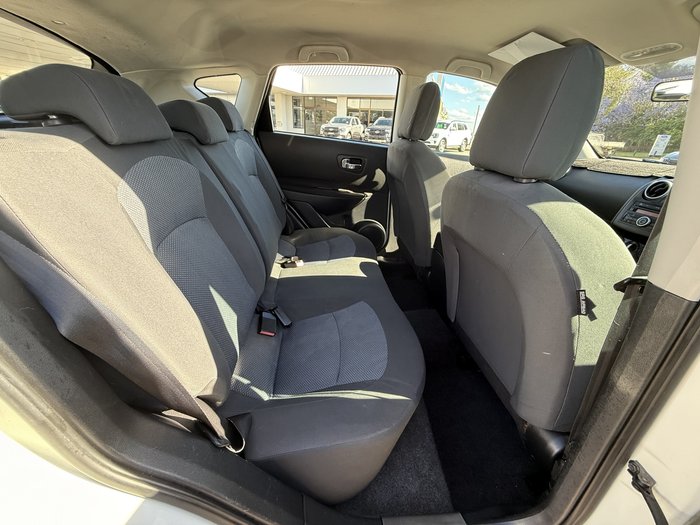 2011 Nissan Dualis ST