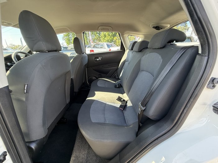 2011 Nissan Dualis ST