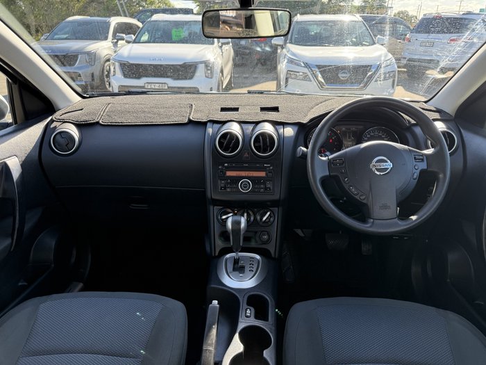 2011 Nissan Dualis ST