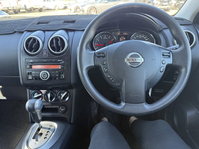 2011 Nissan Dualis ST