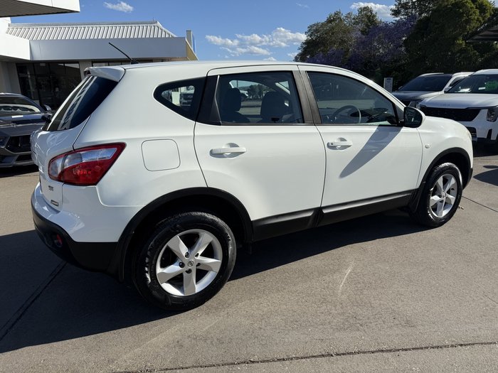 2011 Nissan Dualis ST