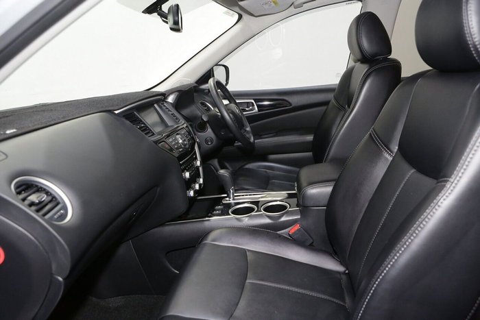 2019 Nissan Pathfinder ST-L