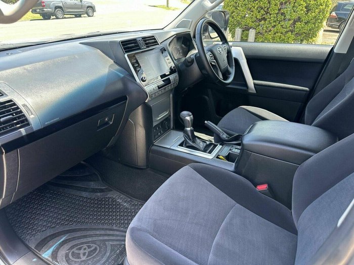 2023 Toyota Landcruiser Prado GXL