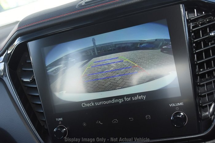 2025 Isuzu D-MAX X-TERRAIN