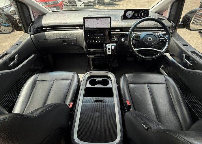 2021 Hyundai STARIA Highlander