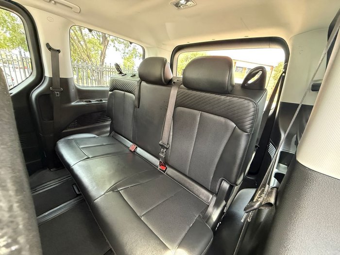 2021 Hyundai STARIA Highlander