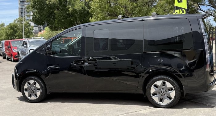 2021 Hyundai STARIA Highlander