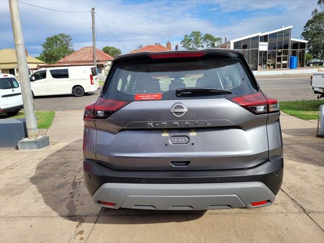 2025 Nissan X-TRAIL ST