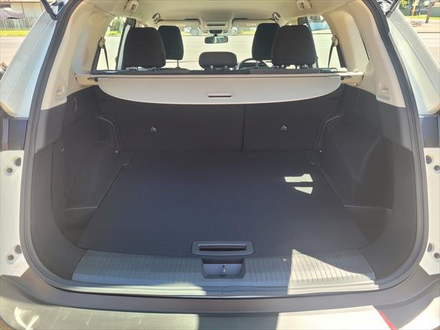 2025 Nissan X-TRAIL ST