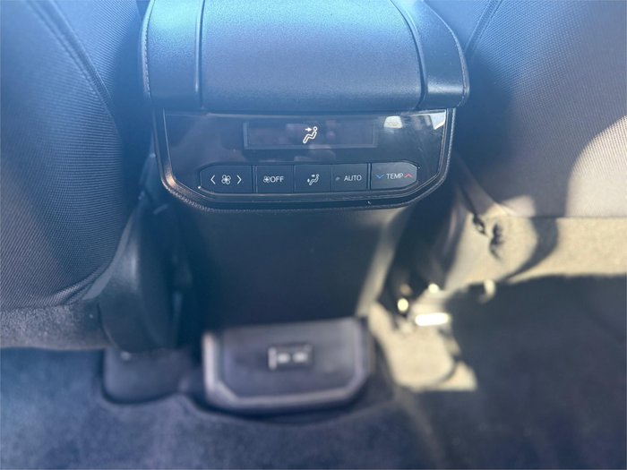 2022 TOYOTA KLUGER GX HYBRID AWD