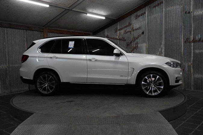 2015 BMW X5 xDRIVE25d