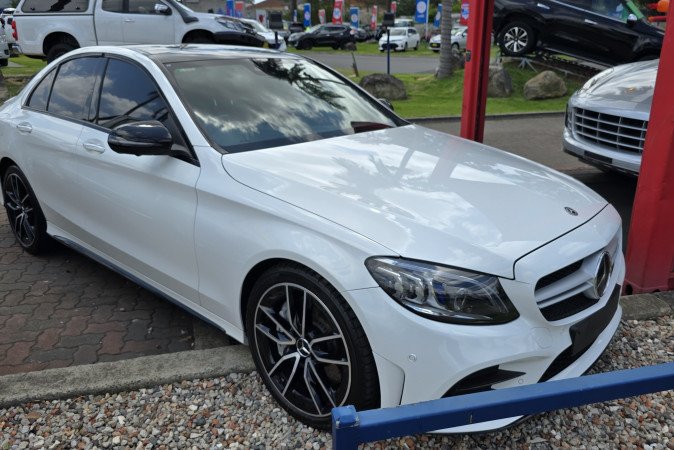 2020 MERCEDES-AMG C