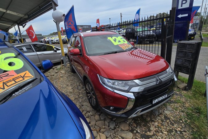 2018 MITSUBISHI OUTLANDER LS 7 SEAT (AWD)