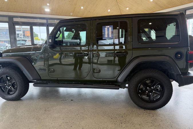 2023 JEEP WRANGLER UNLIMITED NIGHT EAGLE (4x4)