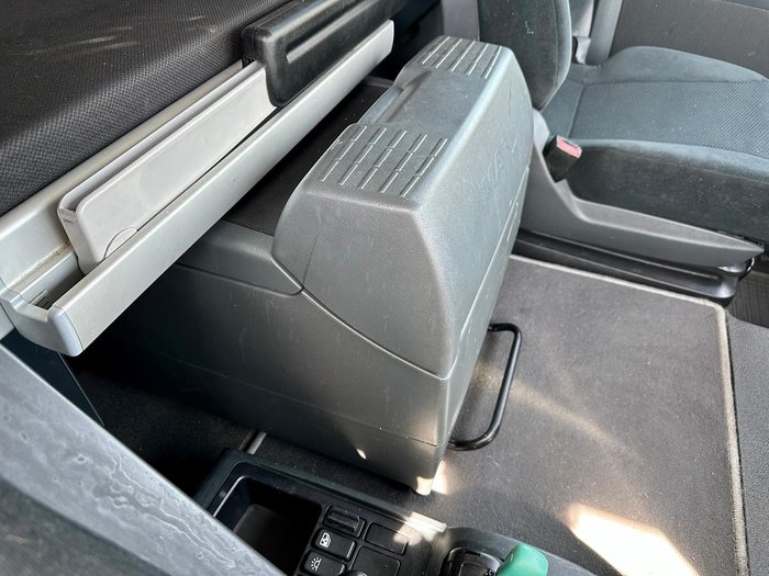 2013 MAN Tgm 15.290 16000Kg Gvm 7,5 Mt Tray Bifold Ramps $85000+Gst MAN TGM 15 290 SLEEPER WHITE