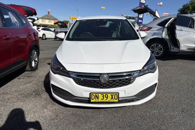 2018 HOLDEN ASTRA