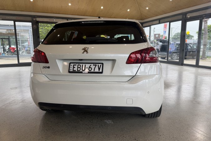 2018 PEUGEOT 308 ALLURE