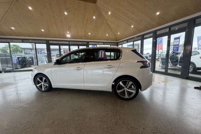 2018 PEUGEOT 308 ALLURE