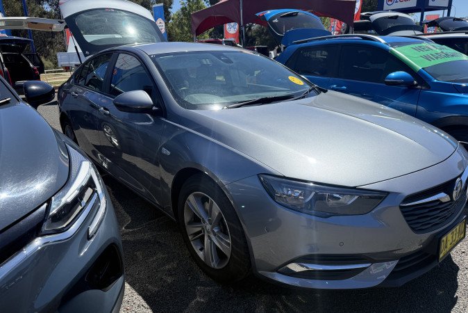 2020 HOLDEN COMMODORE LT