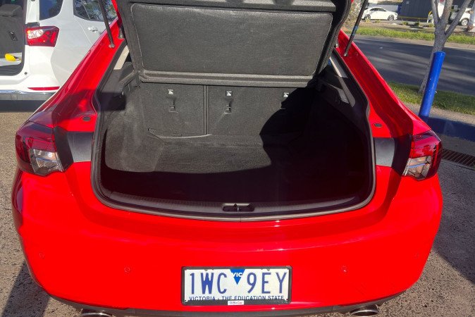 2018 HOLDEN COMMODORE LT