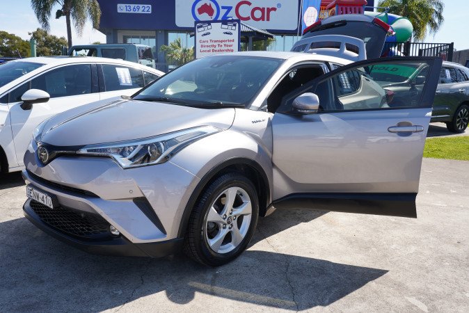 2019 TOYOTA C-HR (2WD)