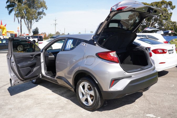 2019 TOYOTA C-HR (2WD)