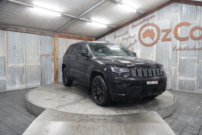 2021 JEEP GRAND CHEROKEE NIGHT EAGLE (4x4)