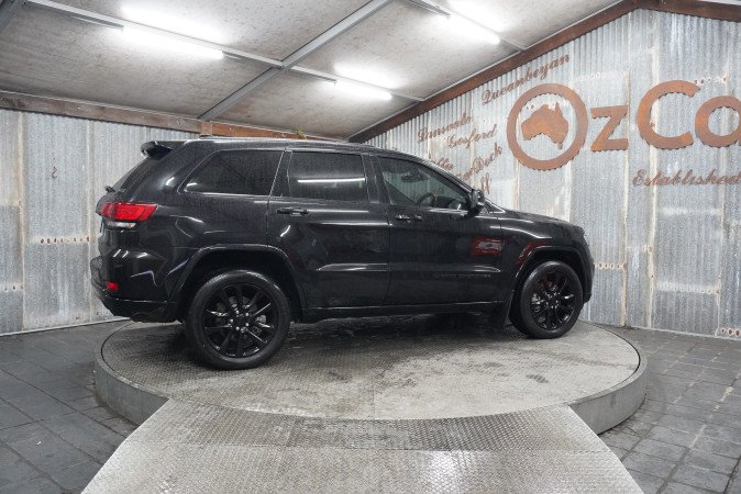 2021 JEEP GRAND CHEROKEE NIGHT EAGLE (4x4)