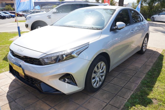 2022 KIA CERATO S SAFETY PACK