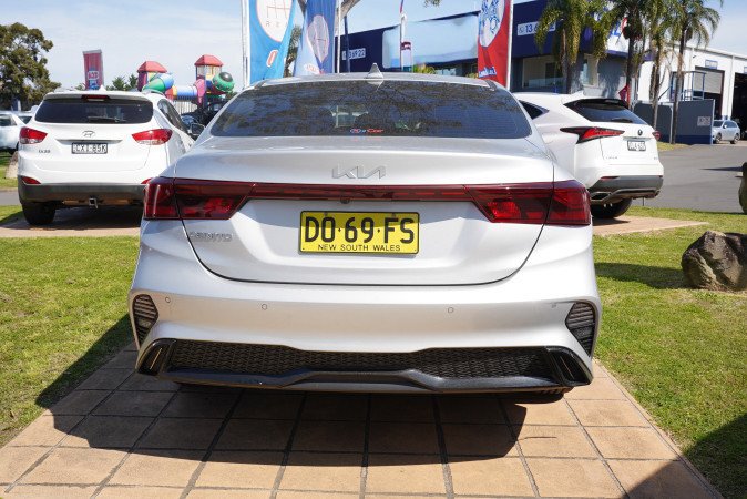 2022 KIA CERATO S SAFETY PACK
