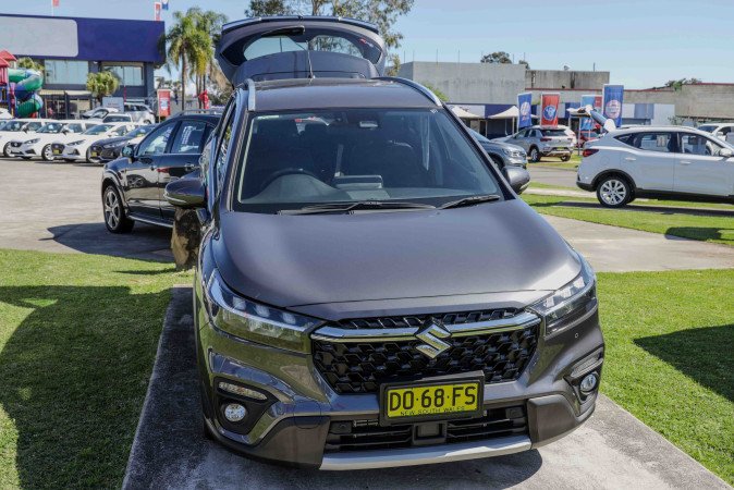 2023 SUZUKI S-CROSS