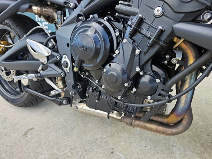 2012 Triumph STREET TRIPLE R Red