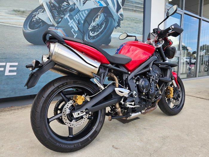 2012 Triumph STREET TRIPLE R Red