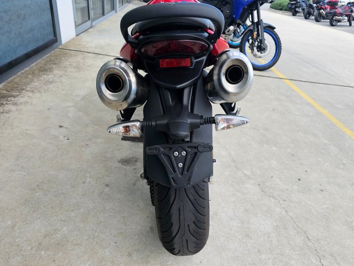 2012 Triumph STREET TRIPLE R Red