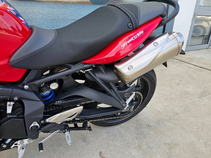 2012 Triumph STREET TRIPLE R Red