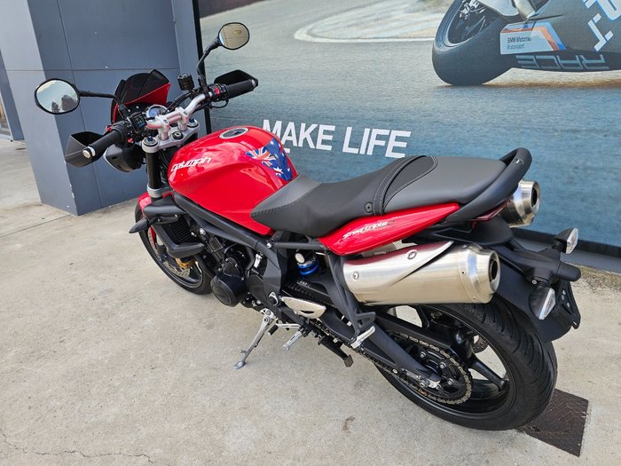 2012 Triumph STREET TRIPLE R Red