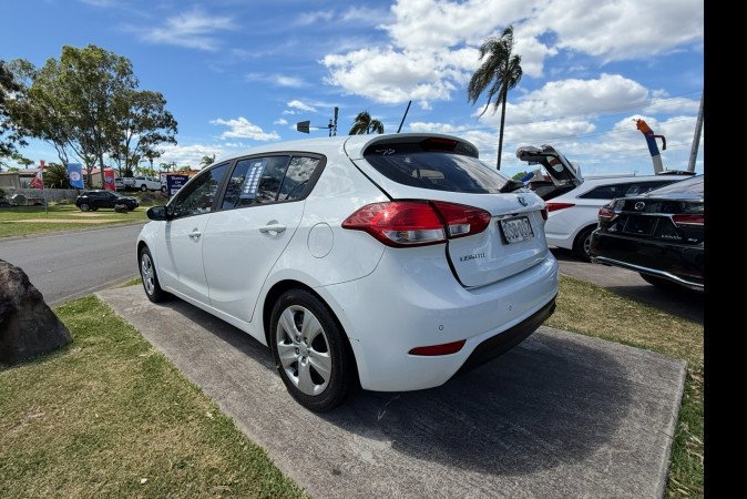 2016 KIA CERATO Si
