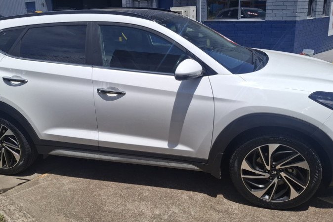 2019 HYUNDAI TUCSON HIGHLANDER (AWD) BLACK INT