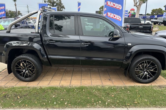 2017 VOLKSWAGEN AMAROK