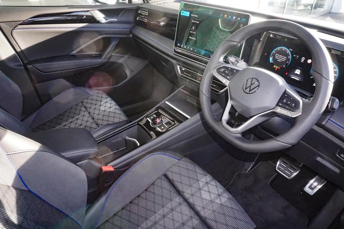 2025 Volkswagen Tiguan 150TSI R-Line