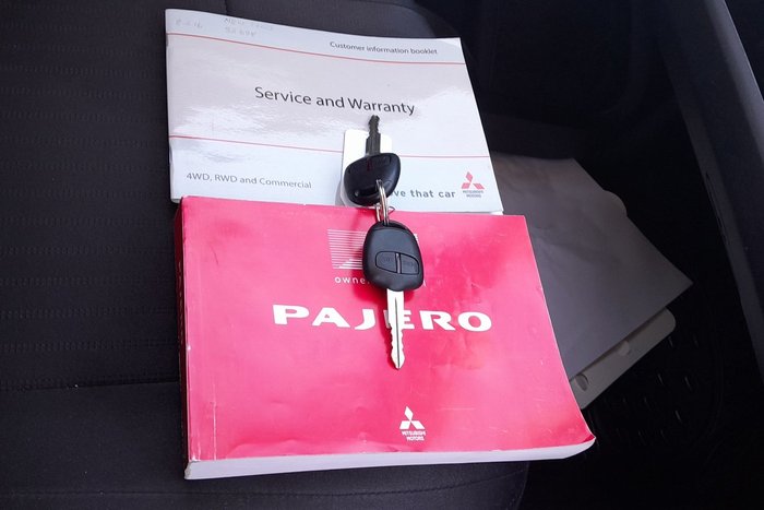 2012 Mitsubishi Pajero GLX-R